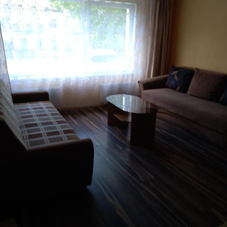Brivibas 25 Apartamenti Ventspils Buitenkant foto