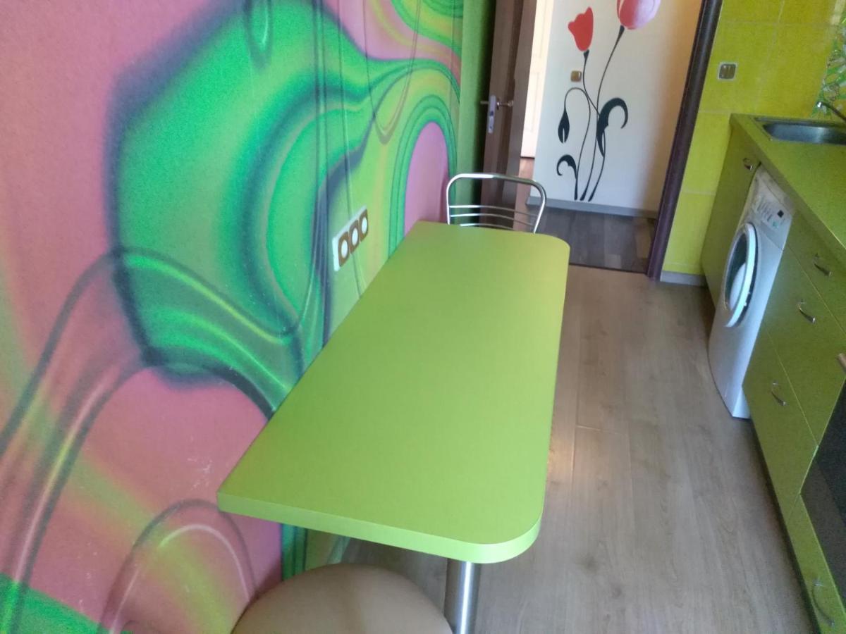 Brivibas 25 Apartamenti Ventspils Buitenkant foto