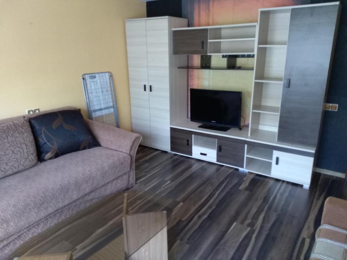 Brivibas 25 Apartamenti Ventspils Buitenkant foto