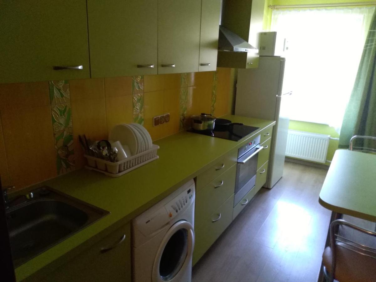 Brivibas 25 Apartamenti Ventspils Buitenkant foto